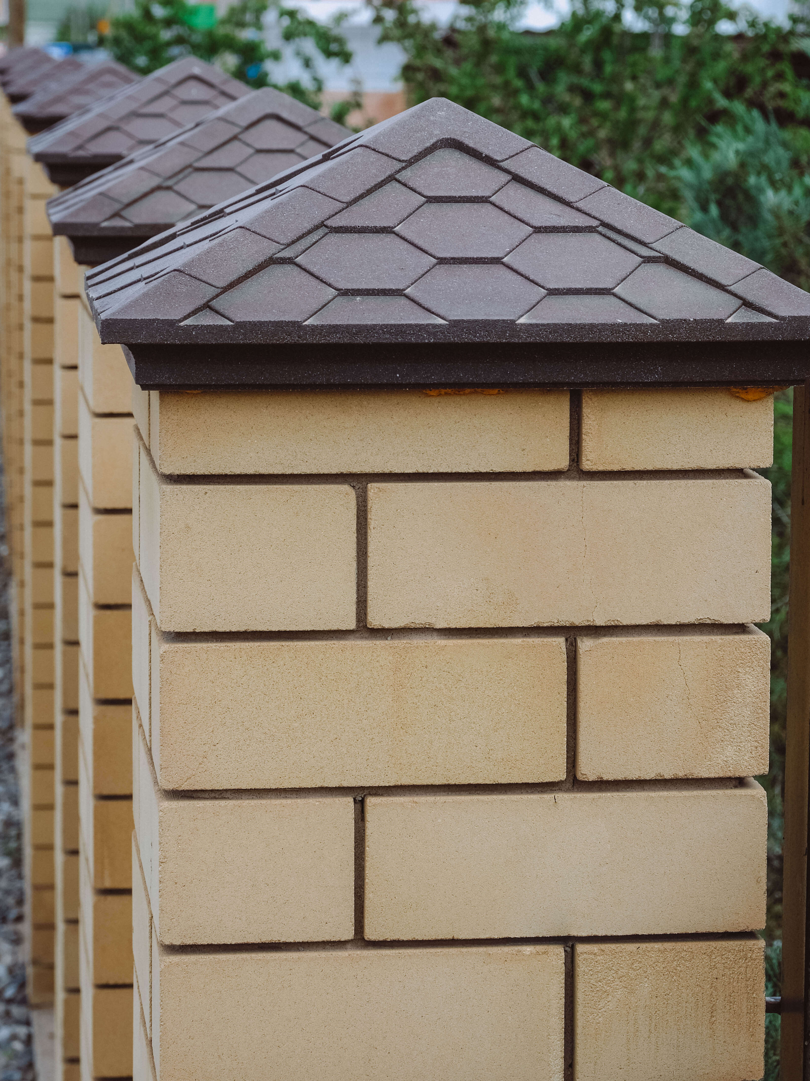 Колпак Zking Эверест Коричневый на столб 1.5х1.5 кирпича (390х390мм) в Соликамске фото